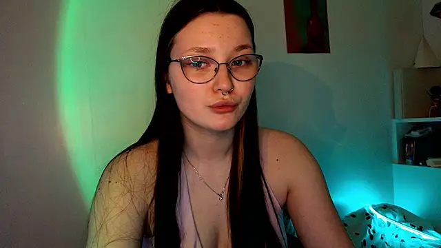 milliedoll online show from February 18, 2026, 4:03 pm