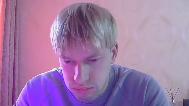 frama666 online show from April 18, 2026, 12:20 pm