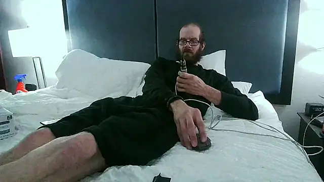 donut024 online show from March 20, 2025, 6:52 am