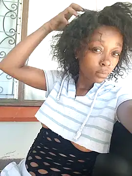 xxTatiannaxx online show from March 20, 2025, 7:14 am