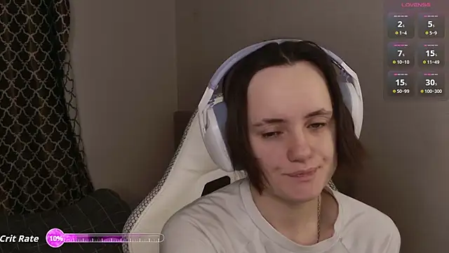 Luna Loveee online show from March 25, 2026, 4:07 am