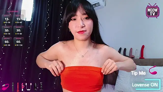 miyakimi0101 online show from September 19, 2025, 12:23 am