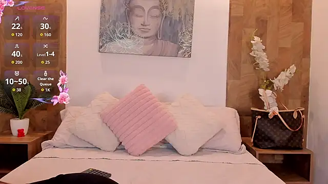 Snapshot of Lucia_Brown_ chatting on May 31, 2026, 8:54 pm Lucia Brown online show from May 31, 2026, 8:54 pm