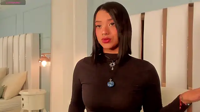 regina noctixx online show from April 22, 2026, 9:44 am