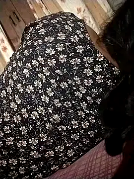 sharnjit299 online show from November 4, 2025, 5:12 pm