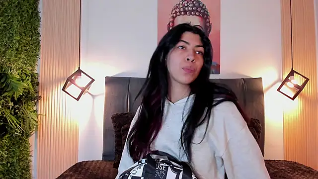 Cassie bloom online show from November 3, 2025, 8:21 pm