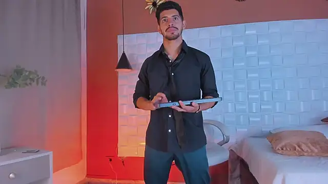 Snapshot of AlejandroStormm chatting on March 8, 2025, 8:46 pm AlejandroStormm online show from March 8, 2025, 8:46 pm