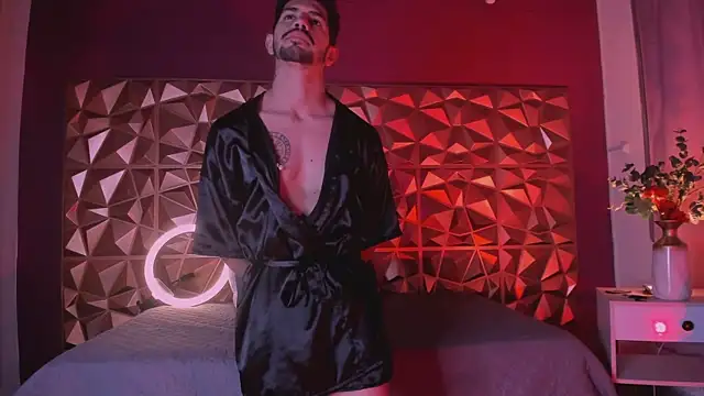 Snapshot of AlejandroStormm chatting on March 12, 2025, 9:23 am AlejandroStormm online show from March 12, 2025, 9:23 am