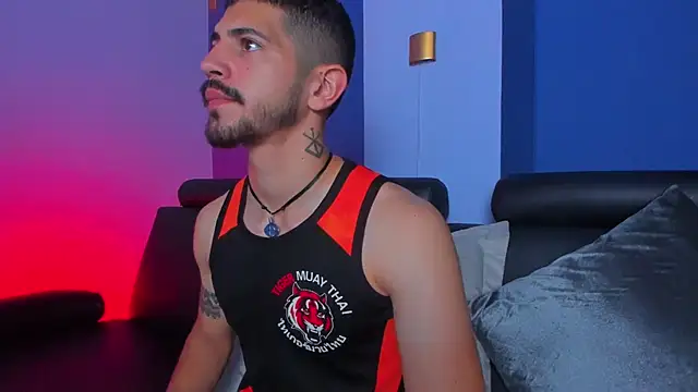 Snapshot of AlejandroStormm chatting on October 29, 2025, 9:16 pm AlejandroStormm online show from October 29, 2025, 9:16 pm