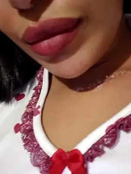 Sexlove1xo online show from November 9, 2025, 7:12 pm