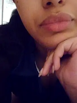 Sexlove1xo online show from March 27, 2026, 5:46 am