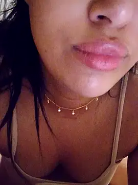 Sexlove1xo online show from May 10, 2026, 6:18 am