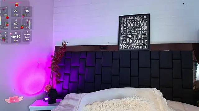 Lexi Howard  online show from December 19, 2025, 3:35 am