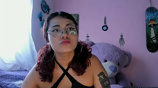 Snapshot of Maddy_Jhonsson chatting on May 21, 2026, 4:58 pm Maddy Jhonsson online show from May 21, 2026, 4:58 pm