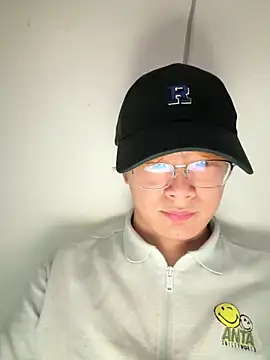 Anson0722 online show from September 17, 2025, 1:13 pm