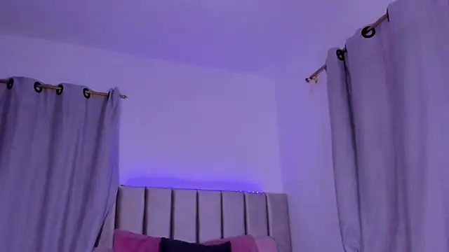 Anaroussew02 online show from November 13, 2025, 3:27 am