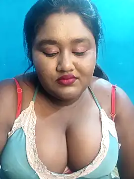 Snapshot of horny_diana chatting on April 25, 2026, 6:05 pm horny diana online show from April 25, 2026, 6:05 pm