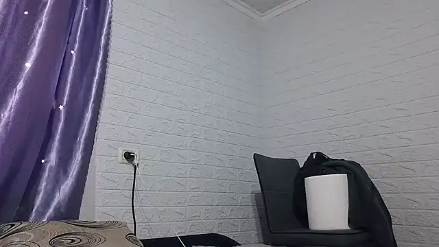 Ramona870 online show from April 19, 2026, 9:30 am