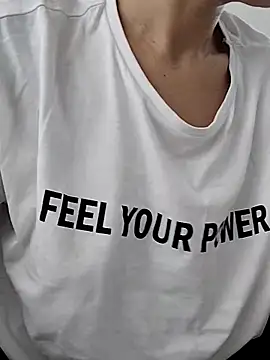 BUSE8821 online show from September 25, 2025, 8:51 am