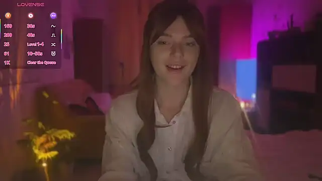 CherryRed Girl online show from November 23, 2025, 11:59 pm