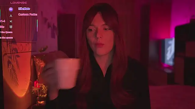 CherryRed Girl online show from March 15, 2026, 9:10 pm