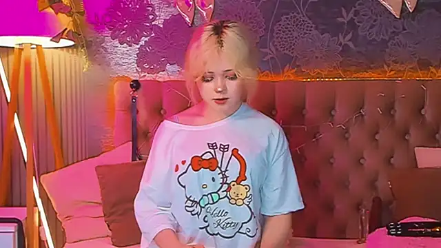 EmilyAngells online show from April 23, 2026, 6:14 am