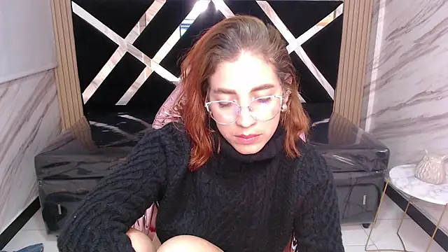 Angeles v online show from March 11, 2025, 1:37 am