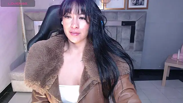 Isabella Collen v online show from November 13, 2025, 12:59 pm