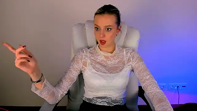 melissa richardson online show from March 12, 2025, 11:01 pm