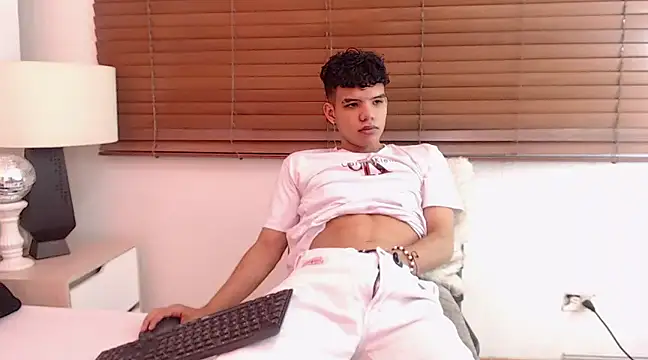 Axel Forte online show from March 11, 2025, 12:50 pm