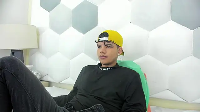 Axel Forte online show from November 23, 2025, 12:27 pm