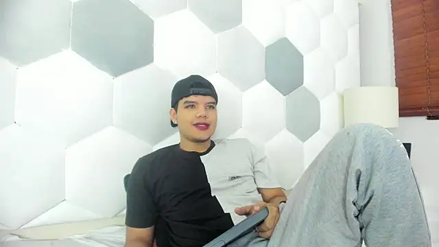 Axel Forte online show from March 9, 2026, 1:48 pm