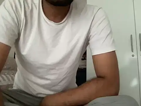 playboyx007 online show from November 4, 2025, 1:05 am