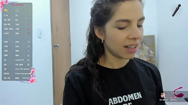 jessyegoldenn online show from March 10, 2026, 4:12 pm