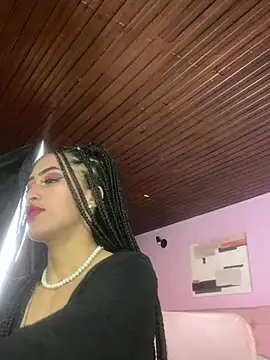 MichelleDiaz Pink online show from March 4, 2025, 3:11 am