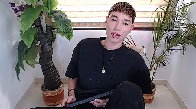 cod dolll online show from February 25, 2025, 9:02 pm