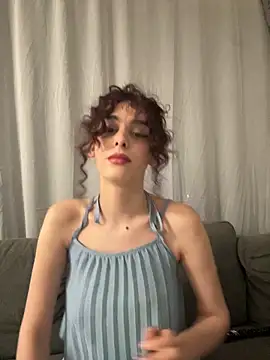 Snapshot of Mazzekyn chatting on May 8, 2026, 6:13 pm Mazzekyn online show from May 8, 2026, 6:13 pm