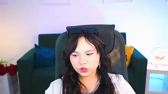 HanaWise online show from February 26, 2025, 11:09 am