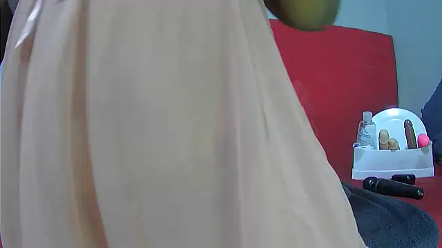 tasha97x online show from April 19, 2026, 4:01 am