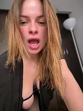 gynna kimera online show from February 9, 2026, 3:38 pm