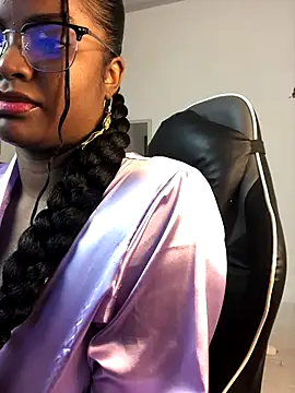 ValerieBlakee online show from September 11, 2025, 10:43 pm