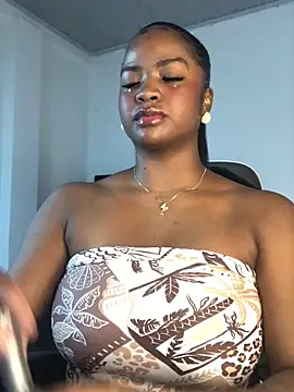 ValerieBlakee online show from May 17, 2026, 12:01 pm