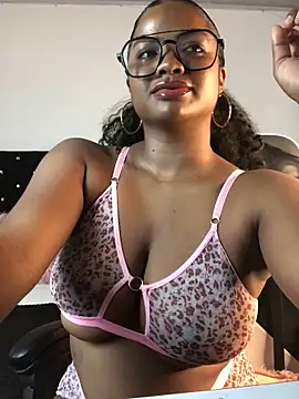ValerieBlakee online show from May 20, 2026, 4:35 pm