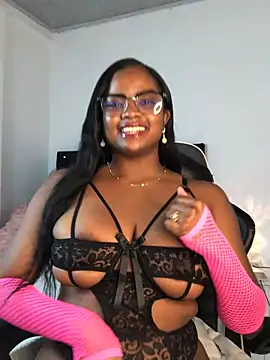 ValerieBlakee online show from May 23, 2026, 2:10 pm