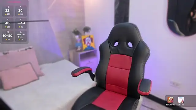 Layla Clarke online show from January 13, 2026, 3:34 am