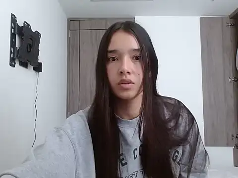  luna 777 online show from April 20, 2026, 1:03 pm