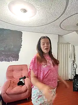 krolay16 online show from October 22, 2025, 6:07 pm