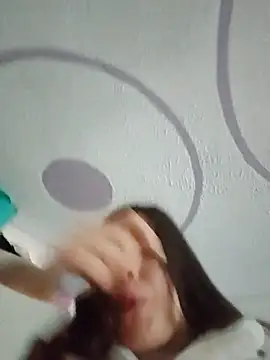 krolay16 online show from November 24, 2025, 2:50 pm