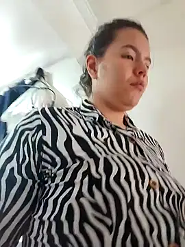 krolay16 online show from December 4, 2025, 6:49 pm