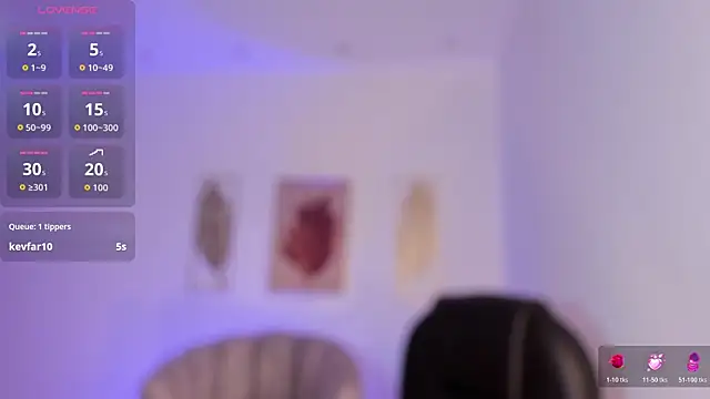 Ivyy Moon  online show from April 11, 2026, 7:45 am